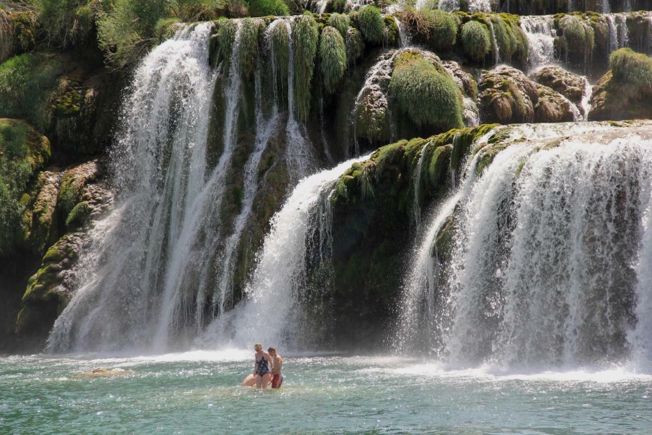 Apartmani Berno Starigrad Paklenica Εξωτερικό φωτογραφία